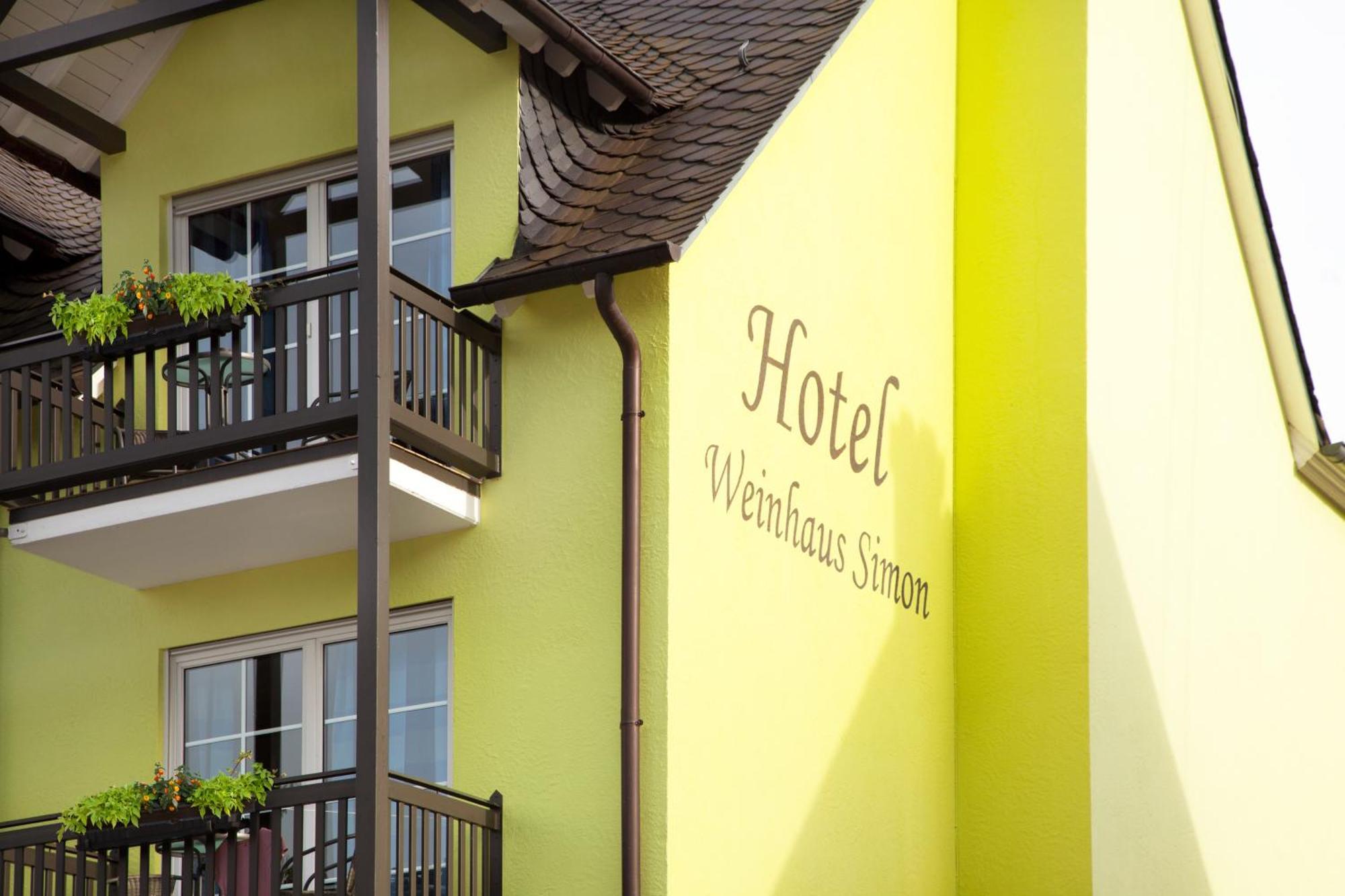 Moselhotel Weinhaus Simon 'Sauna'Restaurant'Eladesaeule Wintrich Extérieur photo